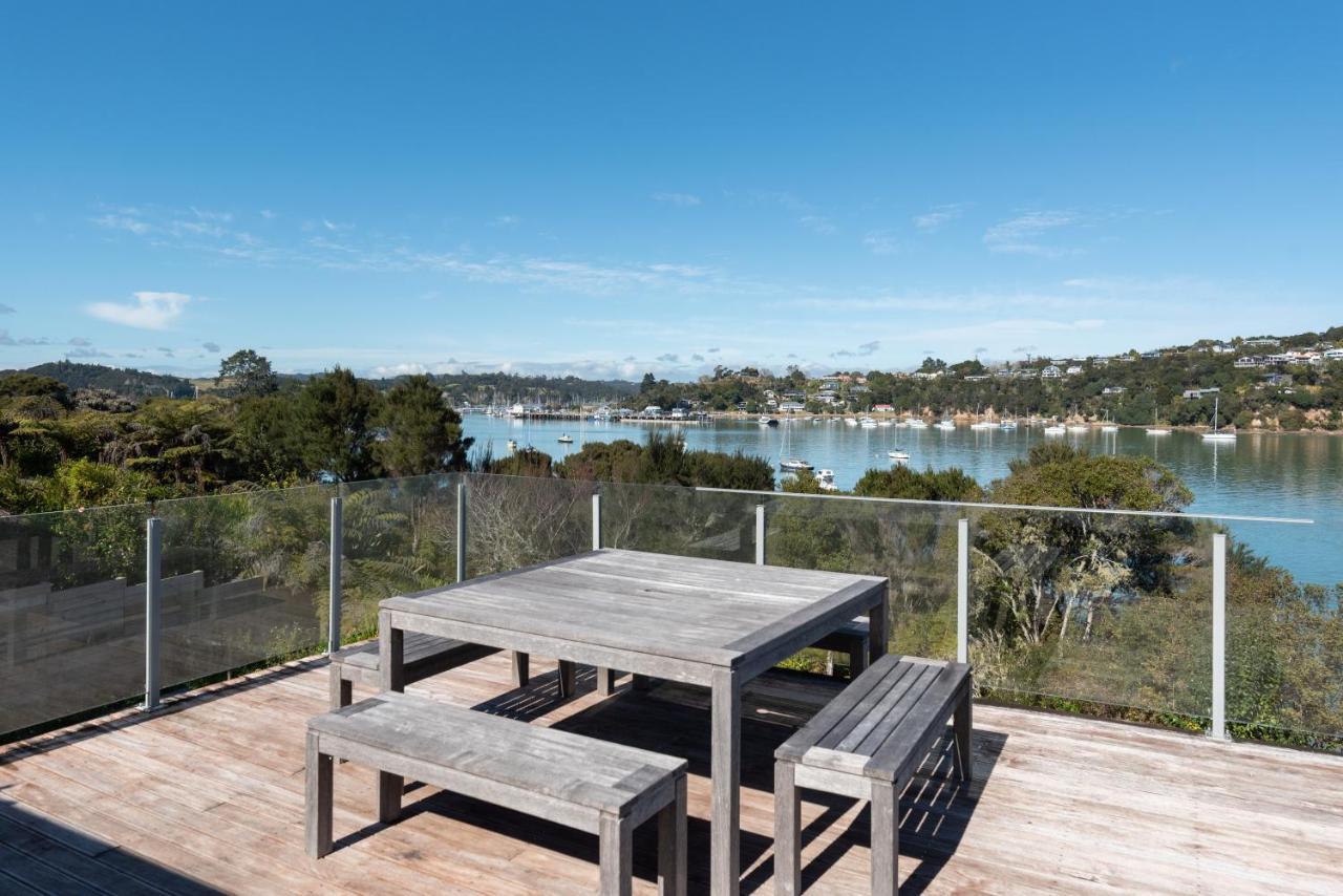 The Tide Watcher - Okiato Holiday Home Opua Exterior foto